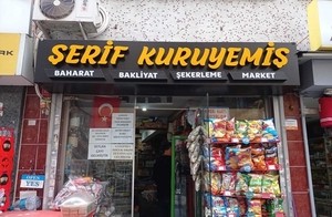 İstanbul Tabela Örnekleri